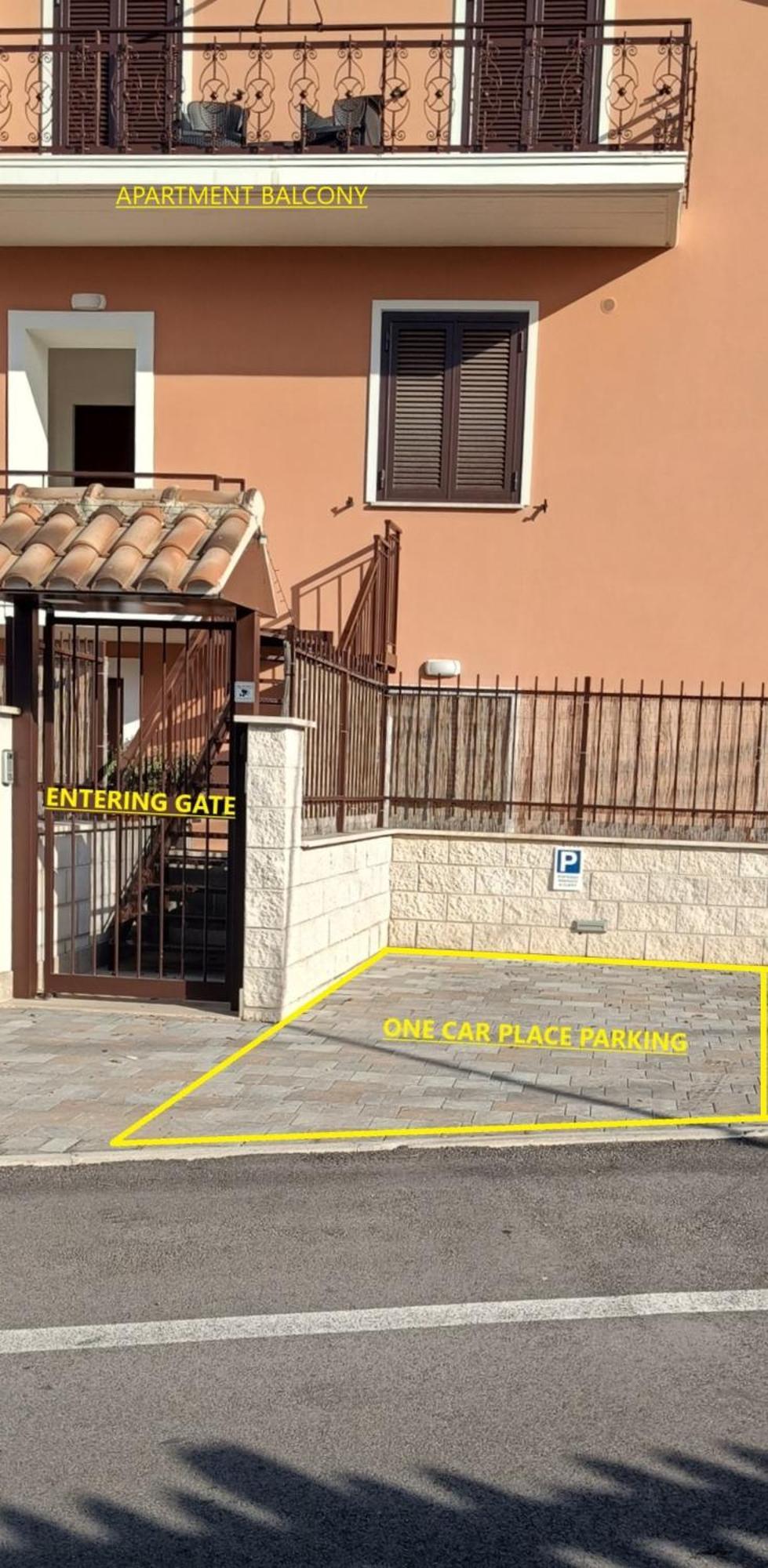 Vila La Mansarda Di Andrew Ciampino Exteriér fotografie